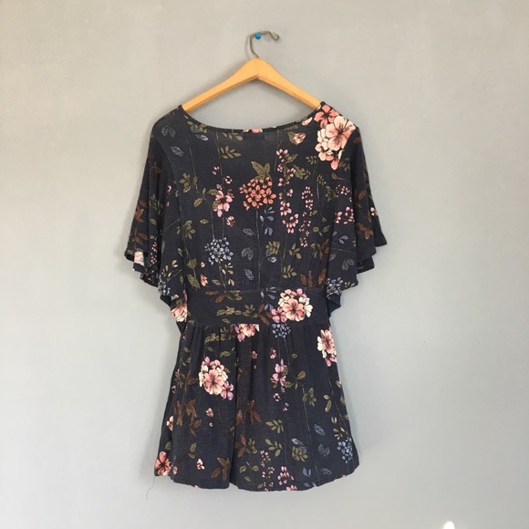 Maurices, navy blue floral blouse - Picture 5 of 5